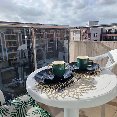 Deluxe Admiral Plaza Солнечный берег