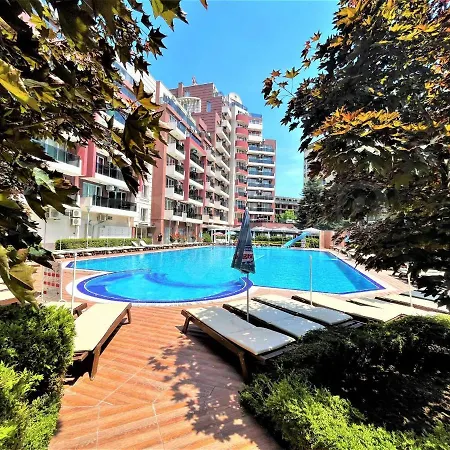 Deluxe Admiral Plaza Apartament Sunny Beach